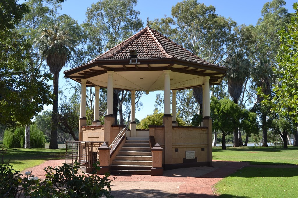 Jarrett Memorial Gardens